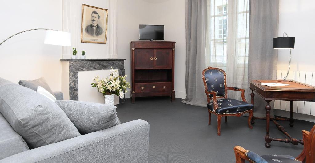Suites De La Tour Perigueux Centre Екстер'єр фото